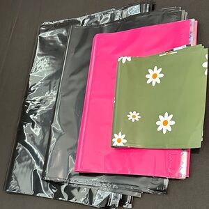 60 Poly Mailer Bundle in Various Colors & SIzes in Black, Pink, Green Daisy NWOT